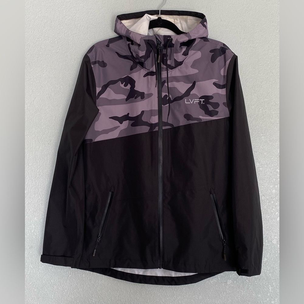 LVFT Live Fit Mens Small Hooded Windbreaker Rain Jacket Black Camo